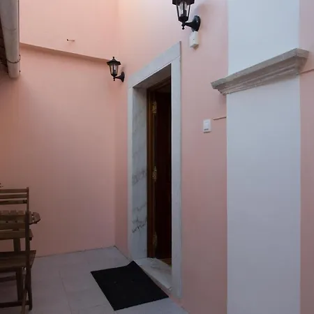 With Terrasse - 3 Bedroom, 3 Bathroom Triplex Apartment Lissabon