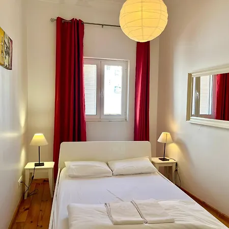 With Terrasse - 3 Bedroom, 3 Bathroom Triplex Lissabon