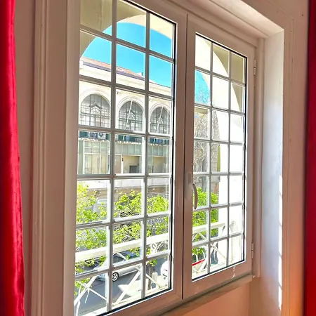 With Terrasse - 3 Bedroom, 3 Bathroom Triplex Lissabon